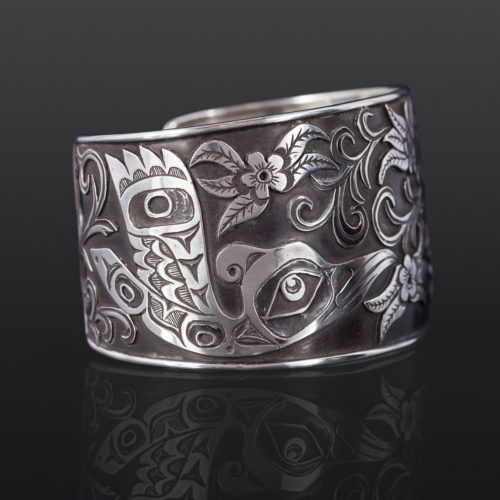 hummingbird pair overlay bracelet kelvin thompson saulteaux/haisla silver 6 1/4 x 3/4 2400 northwest coast jewelry bracelet