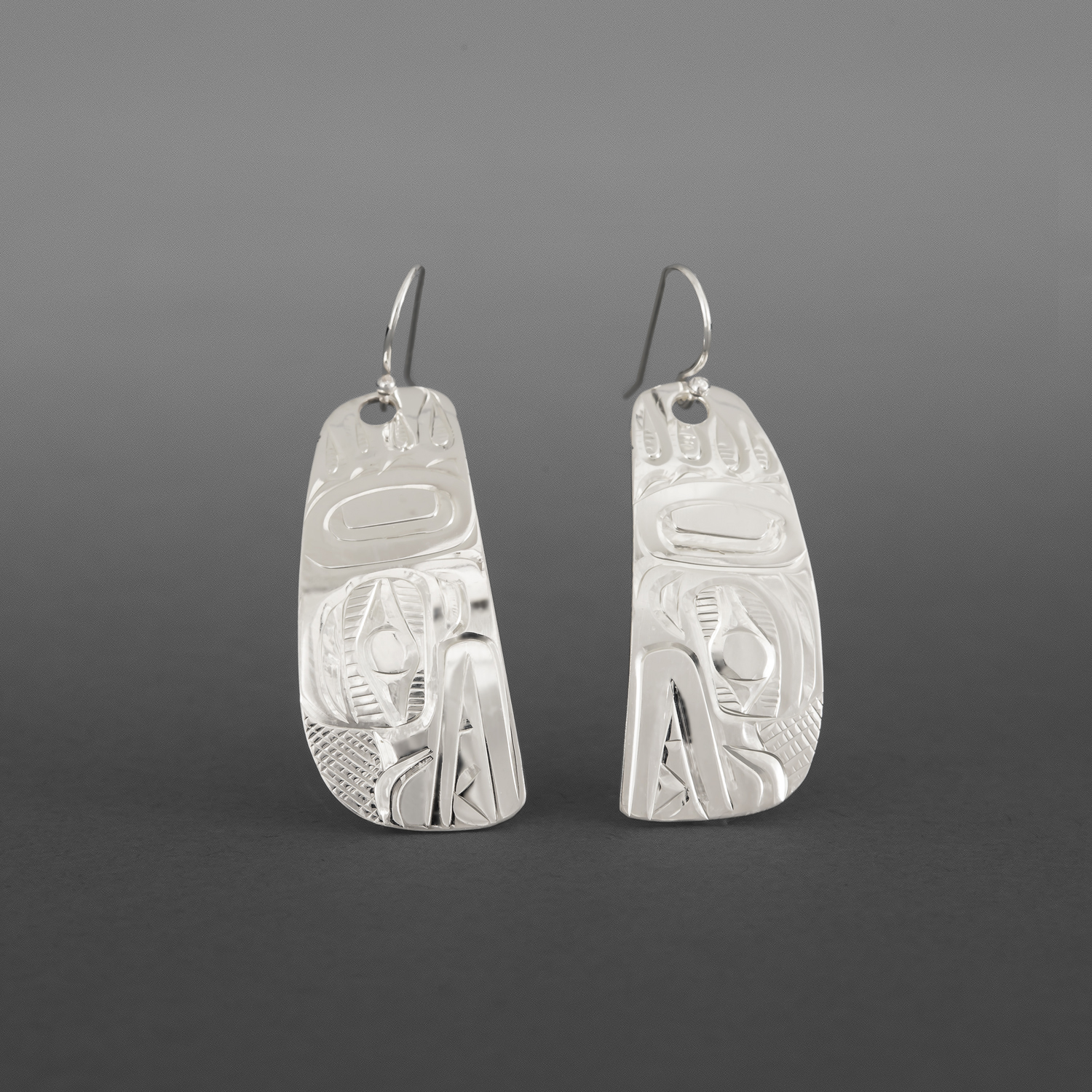 Bear Mother Earrings
Corrine Hunt
Kwakwaka'wakw/Tlingit
Sterling silver
1¼" x ½"
$250