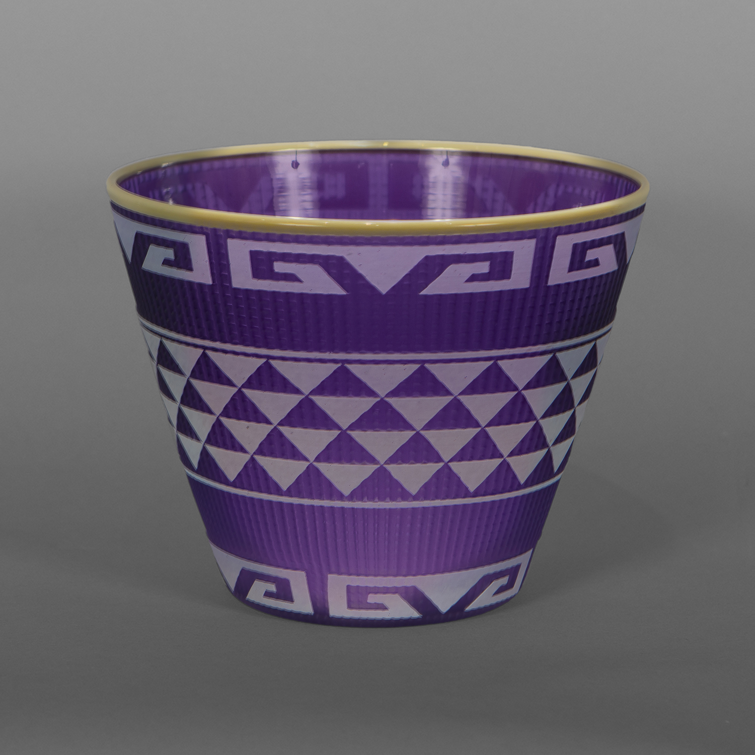 Purple & Grey Basket
Preston Singletary
TlingitBlown & sand-carved glass
5½" x 4¾"
$3500
