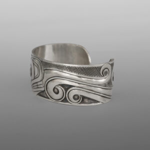 Killer Whale
Dean Hunt
Heiltsuk
Silver
6" x 1”
$1025