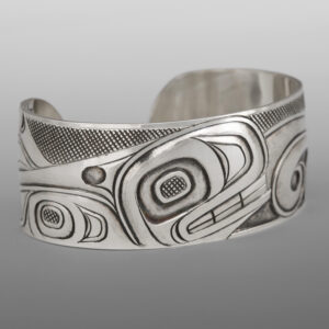 Killer Whale
Dean Hunt
Heiltsuk
Silver
6" x 1”
$1025