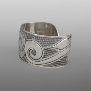 Winter Waves
Dean Hunt
Heiltsuk
Silver
6" x 1¼”
$1250