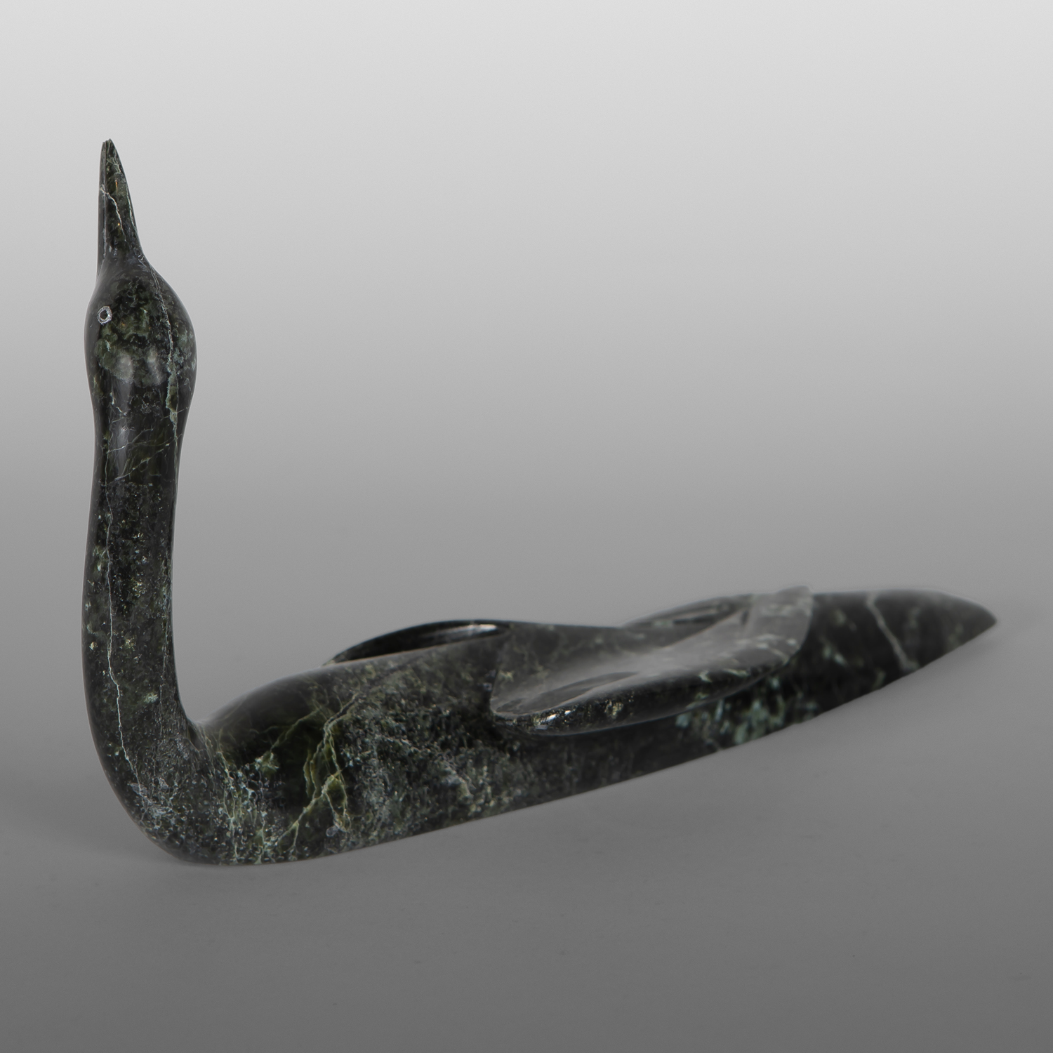 Loon
Ningeosiaq Ashoona
Inuit
Serpentine
9½" x 5½" x 3½"
1,500