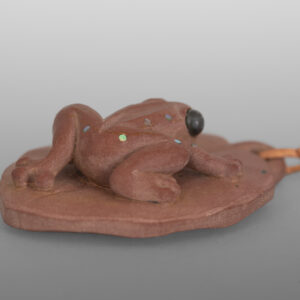 Tree Frog Pendant
Gary Olver
Woodland Cree
Catlinite, abalone
2" x 1¼” x ½”
1400