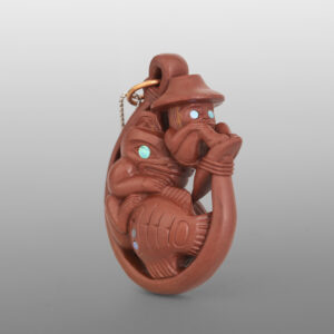 Human & Wolf Halibut Fishing Pendant
Gary Olver
Woodland Cree
Catlinite, abalone, custom stand
1¾” x 1¼” x ½” (4" with stand)
3200