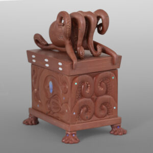 Giant Pacific Octopus Box
Gary Olver
Woodland Cree
Catlinite, abalone
4" x 3” x 2¼”
8800
