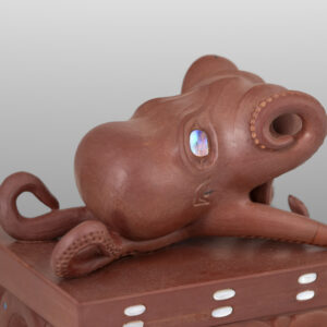 Giant Pacific Octopus Box
Gary Olver
Woodland Cree
Catlinite, abalone
4" x 3” x 2¼”
8800