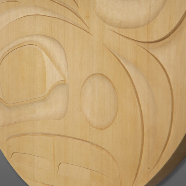 Eagle Panel
Roger Smith
Haida
Yellow cedar
22" dia x 1½”
3,000