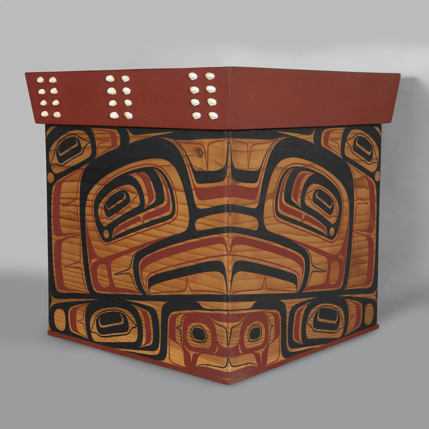 Human & Eagle Bentwood Box (1988)
John Livingston (1951 - 2019)
Adopted Kwakwaka'wakw
Red cedar, opercula, paint
19" x 19" x 19"
7,500