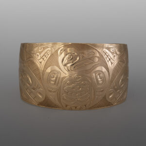 Orcas of the Raven Clan Bracelet
Kelvin Thompson
Salteaux
14 karat gold
5¾" x 1½"
9,000