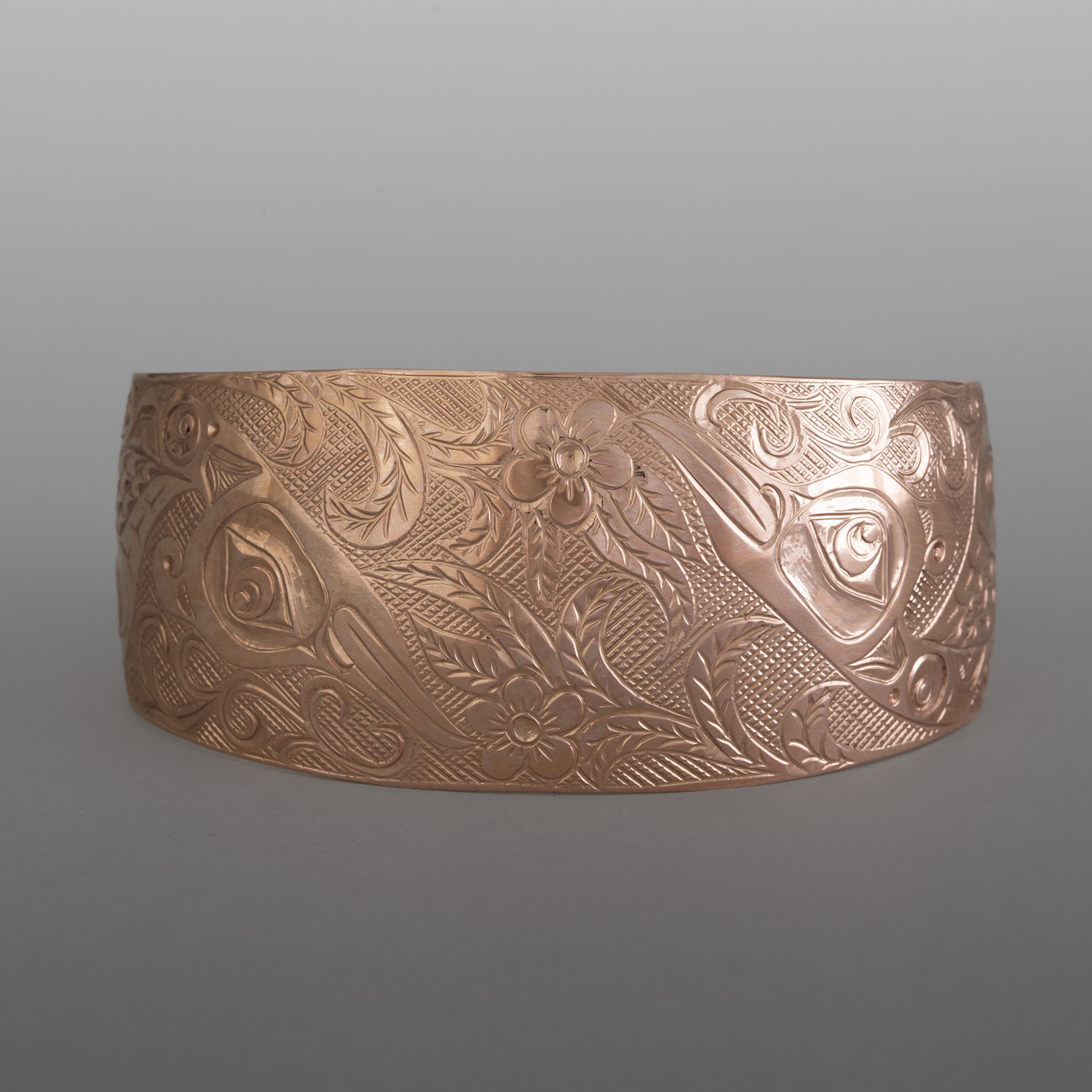 Hummingbird Pair Bracelet
Kelvin Thompson
Salteaux
14 karat rose gold
5¾" x 1⅛"
6,000