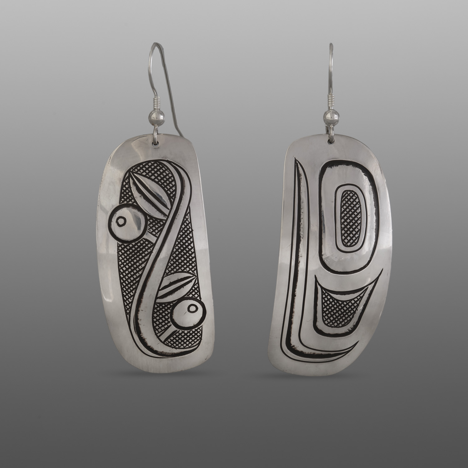 Salmon & Blueberries Earrings
Dean Hunt
Heiltsuk
Silver
1¾" x ¾”
$350