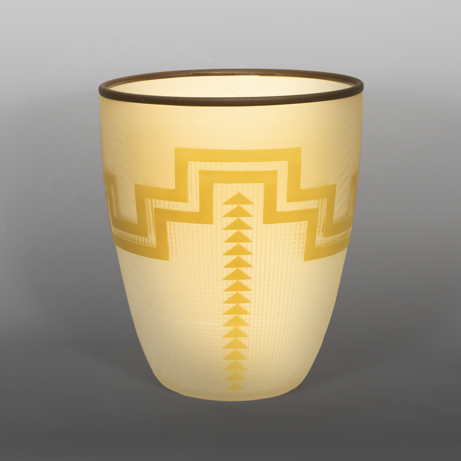 Frost & Midnight Basket
Preston Singletary
Tlingit
Blown & sand-carved glass
9½" x 8" dia.  b25-80
$9,600