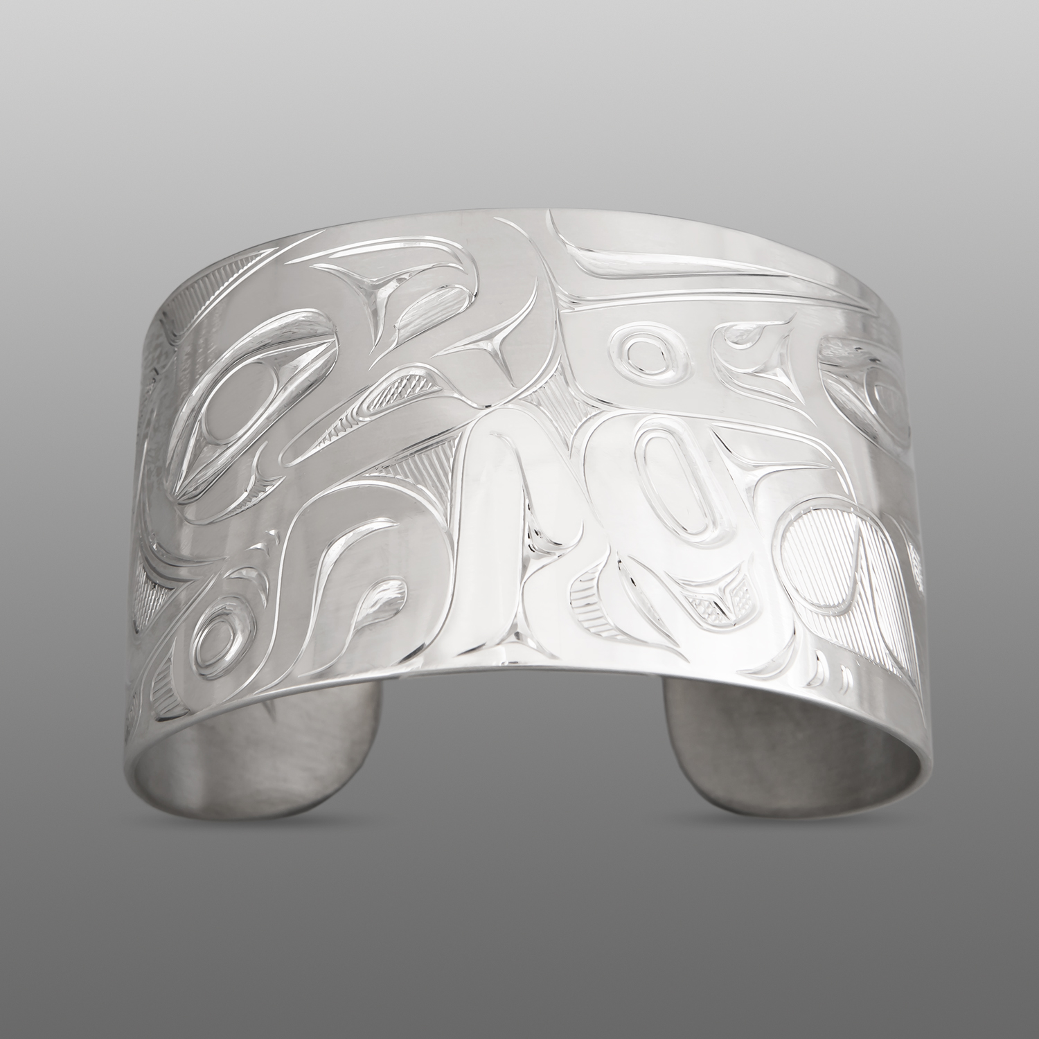 Raven and Salmon Bracelet
Jerrod Galanin
Tlingit
Argentium silver
6" x 1½"
$1,624
