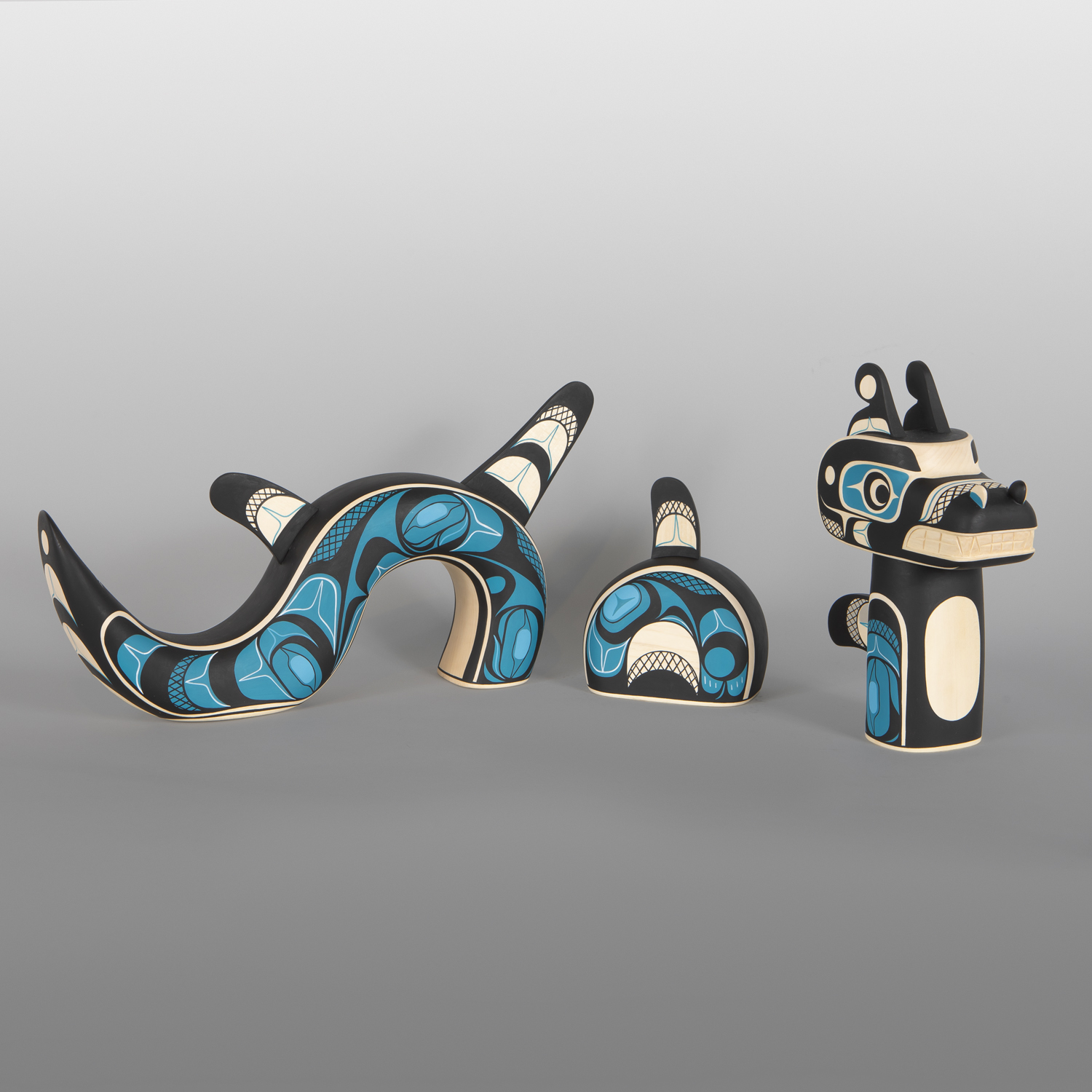 Blue Water Serpent
Rod Smith - Thaelkualis
Oweekeno
Basswood, paint
28" x 10" x 4½"
$3400