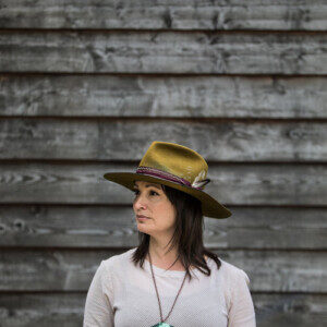 Jennifer+Younger+Tlingit+Carver