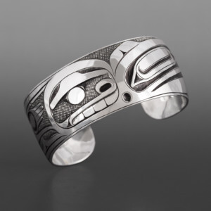 Raven & Human Bracelet
Ernest Swanson
Haida
Silver
$1200