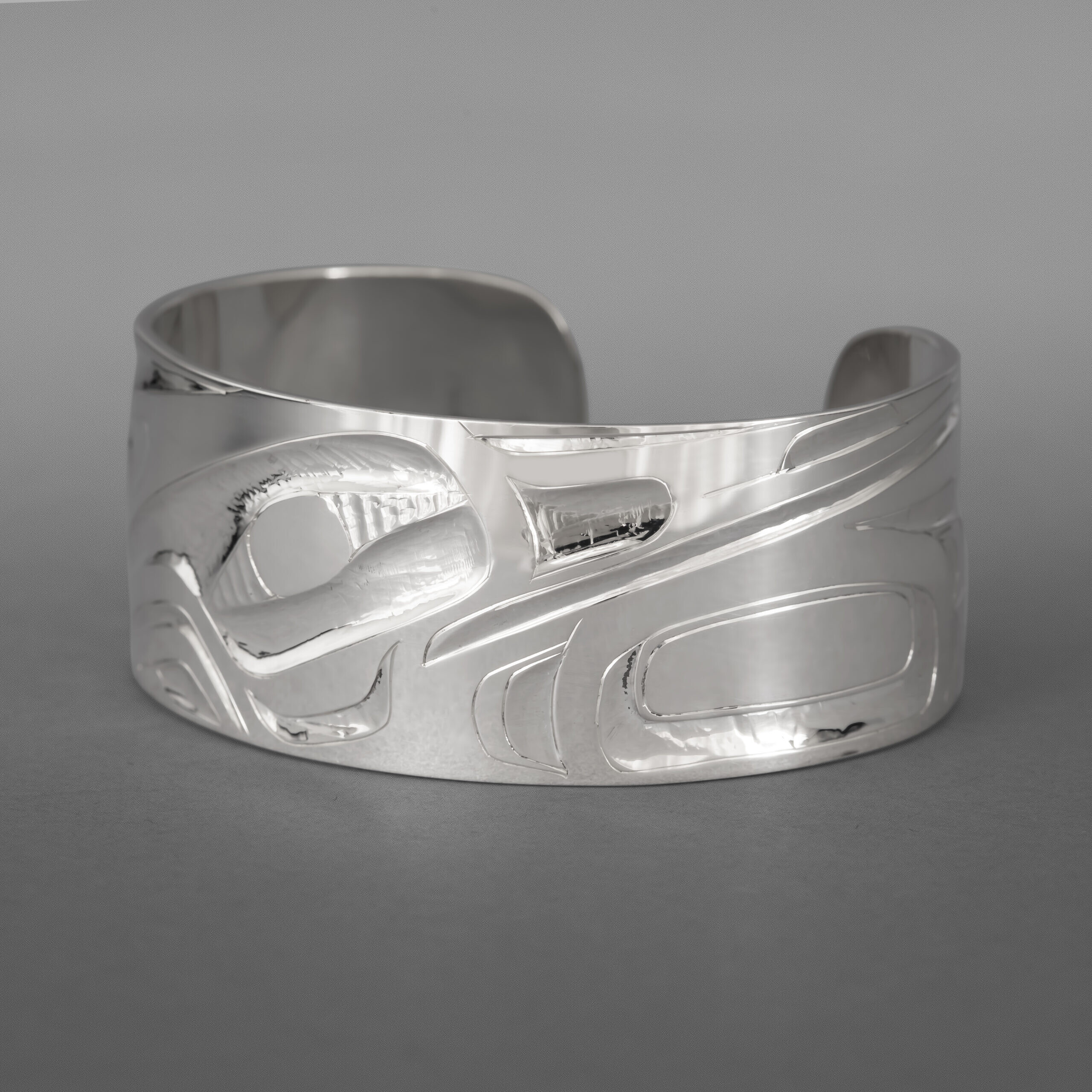 Patient Heron Bracelet
Alvin Adkins
Haida
Sterling silver
1" x 6¼”
$650