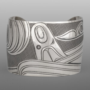Ocean Flow Bracelet
Dean Hunt
Heiltsuk
Silver
6¼” x  1¾"
$1950