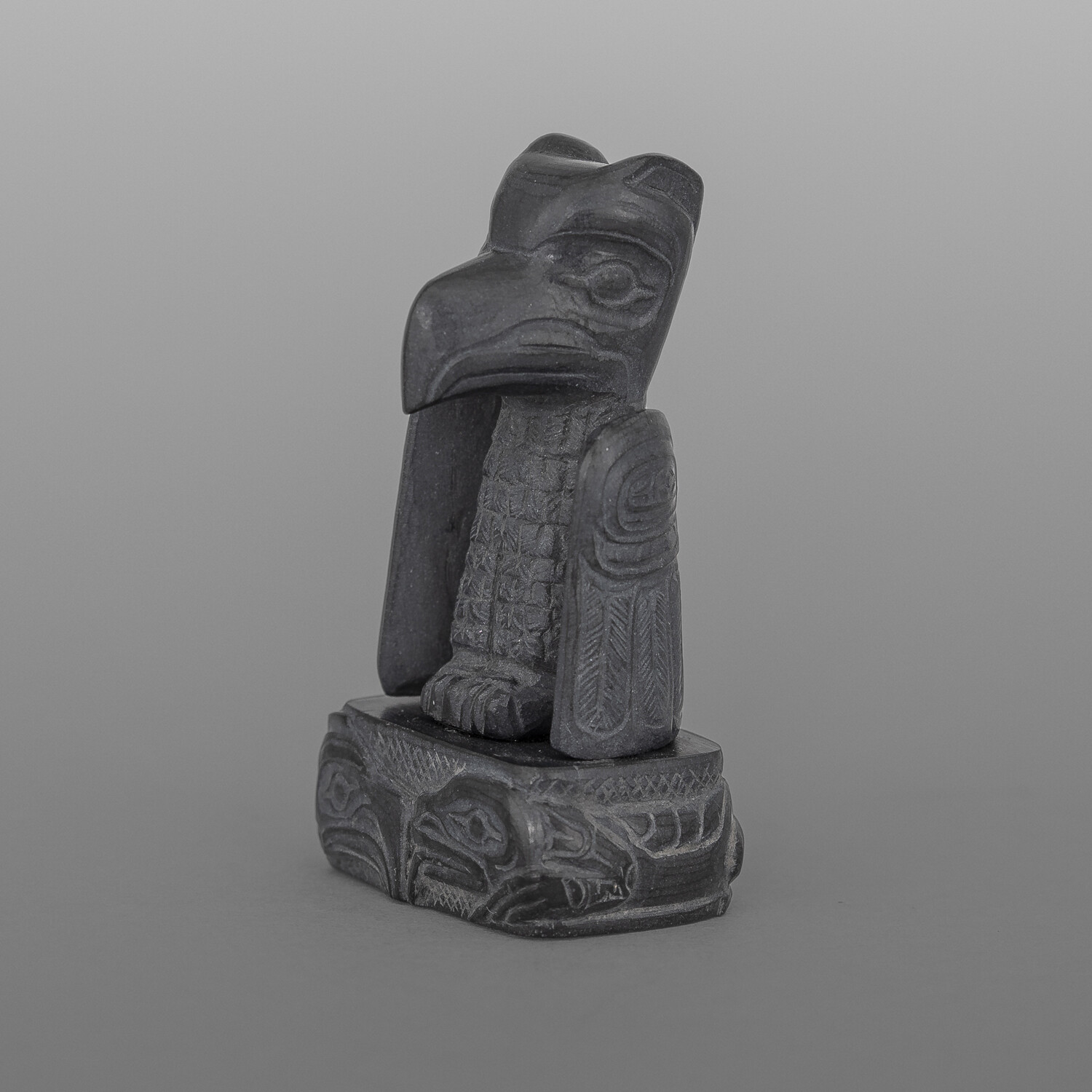 Eagle & Frog Totem
Melanie Russ
Haida
Argillite
2½” x ¾” x ½”
$400