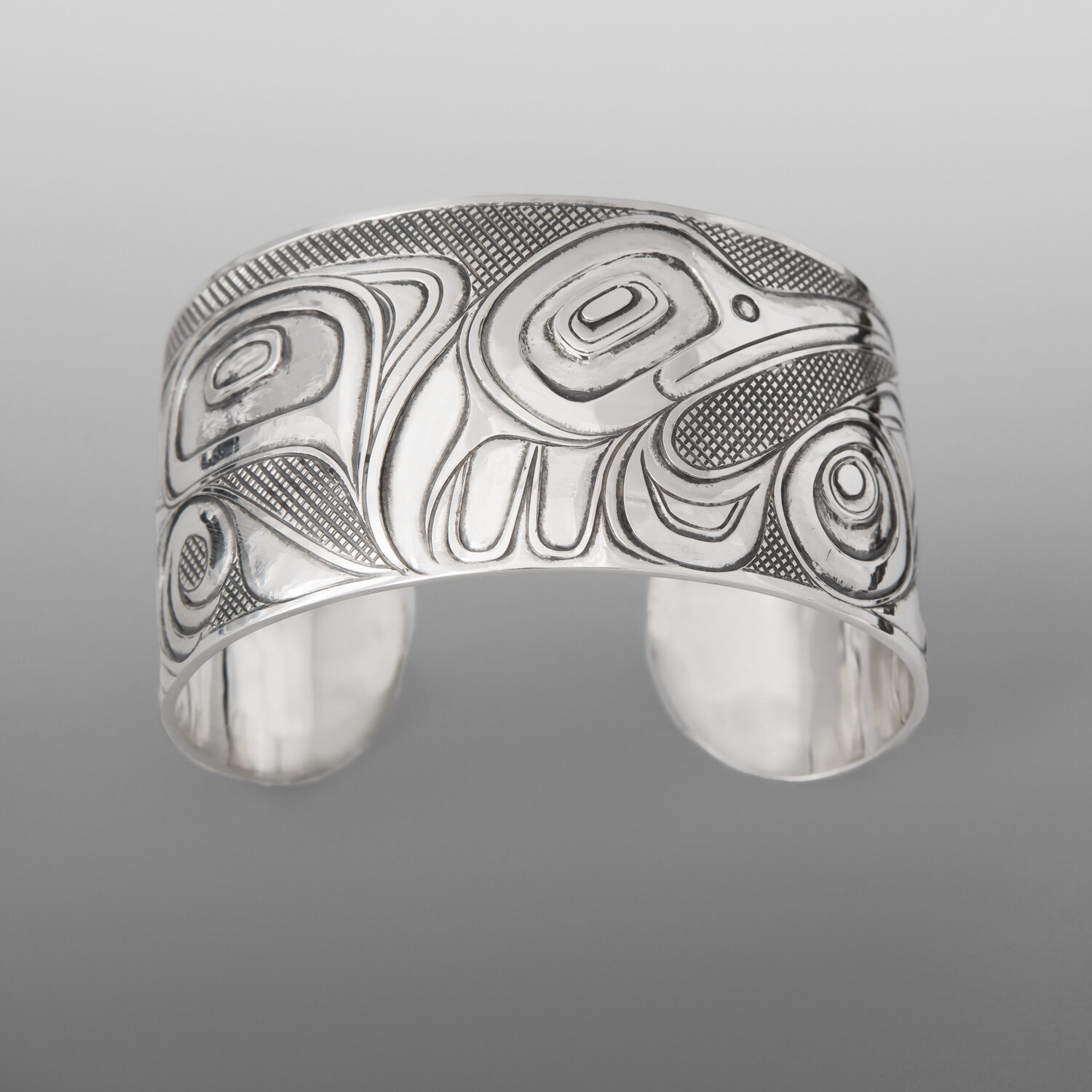 Hummingbird Bracelet
Dean Hunt
Heilstuk
Silver
6" x 1¼"
$1250