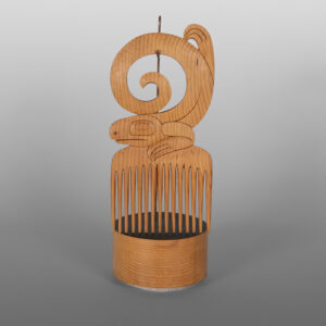Salamander Comb
Dean Hunt
Hielstuk
Yew wood, copper
6" x 3" x ½” (with base 8" x 3" x 3")
1,800