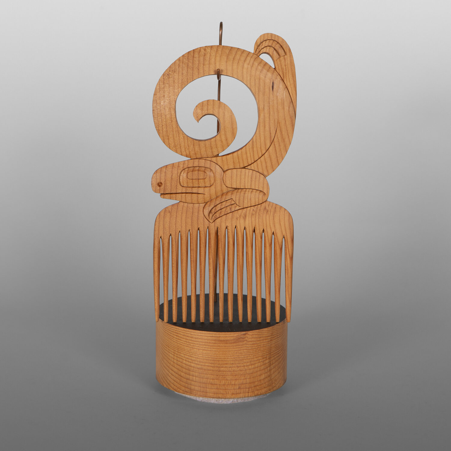 Salamander Comb
Dean Hunt
Hielstuk
Yew wood, copper
6" x 3" x ½” (with base 8" x 3" x 3")
1,800