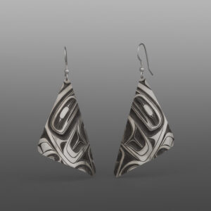 Abstract Earrings
Corey Moraes
Tsimshian
Silver
1,200