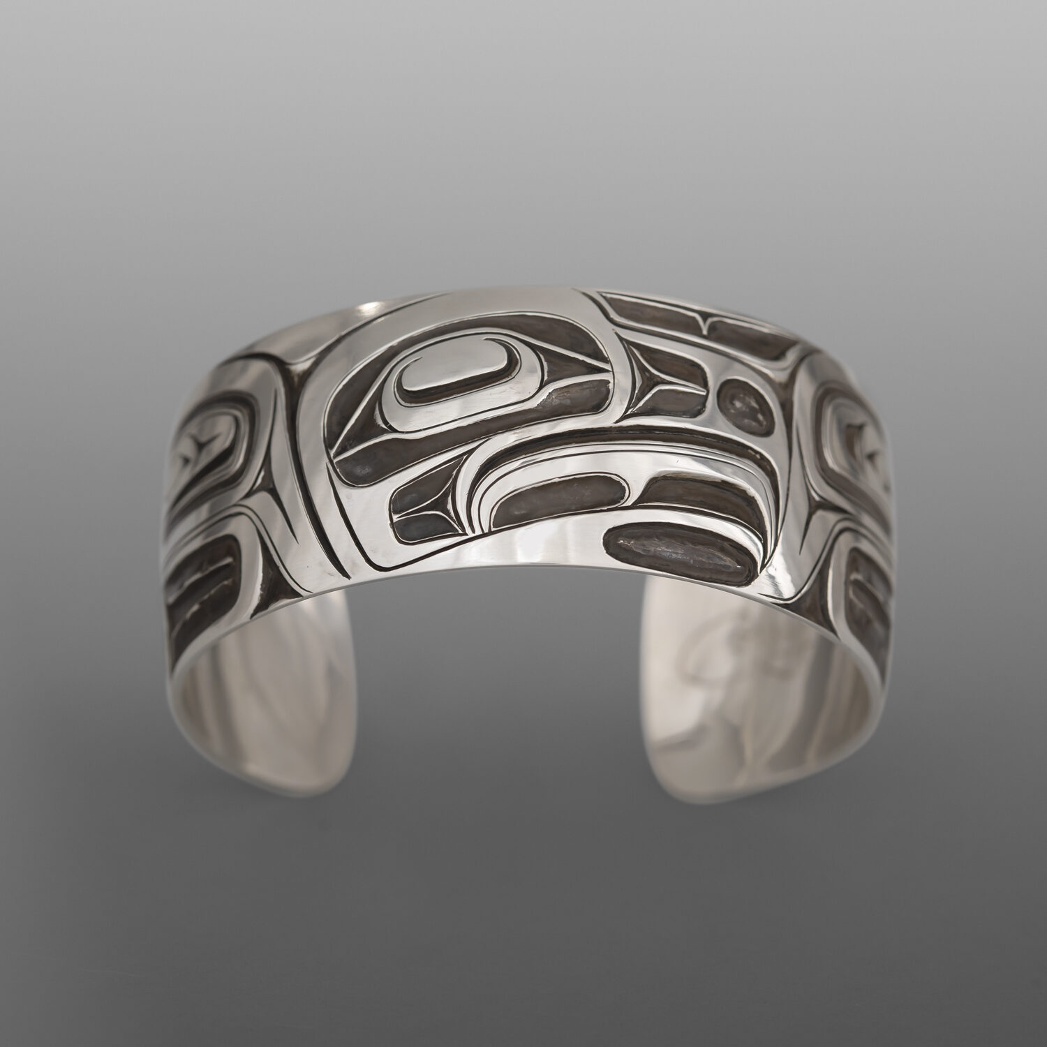 Eagle & Human Bracelet
Corey Moraes
Tsimshian
Silver
6" x 1"
2,100
