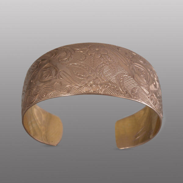 Hummingbird Pair Bracelet
Kelvin Thompson
Salteaux
14 karat rose gold
5¾" x 1⅛"
6,000