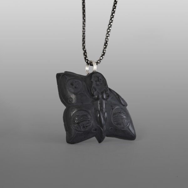 Butterfly Song Pendant
Melanie Russ
Haida
Argillite
1¼" x 1⅛" x ¼"
$220