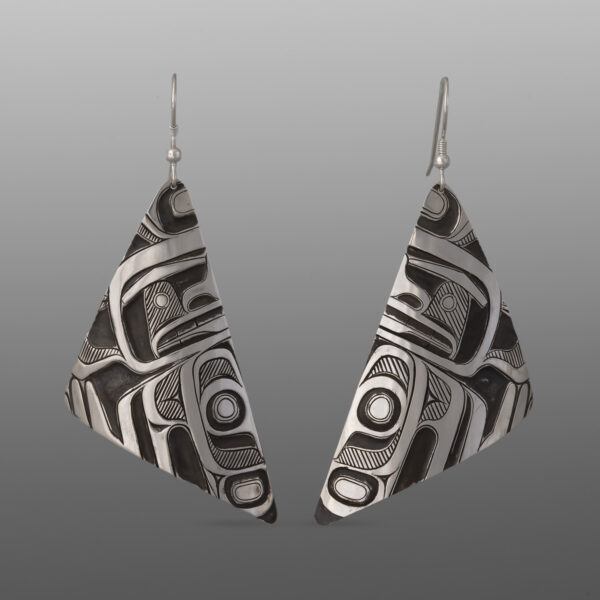 Welcome Man Earrings
Corey Moraes
Tsimshian
Silver
2" x 1"
1,200