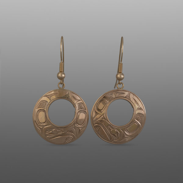 Eagle Earrings
Bill Bedard
Haida
14k gold
1" x 1"
2,400
