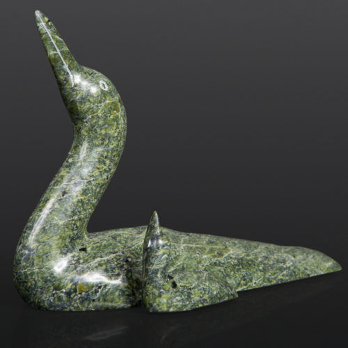Ningeosiaq Ashoona Inuit Serpentine 7½ x 5 x 2¾ cape dorset stone sculpture inuit carving